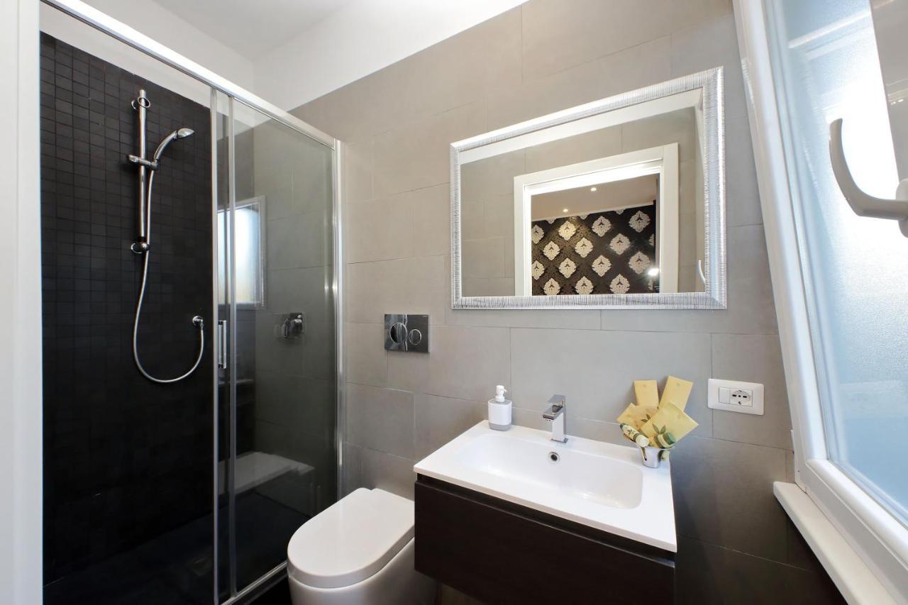 Druso Dream Apartment Colosseo Rome Exterior photo